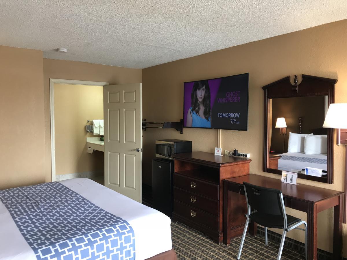 Star Plus Inn & Suites Selmer Eksteriør bilde