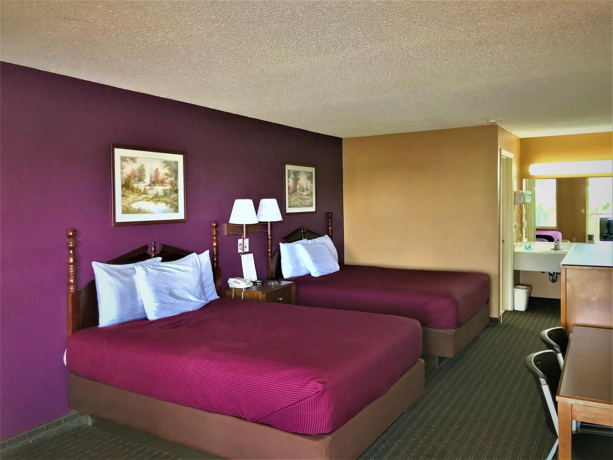 Star Plus Inn & Suites Selmer Eksteriør bilde