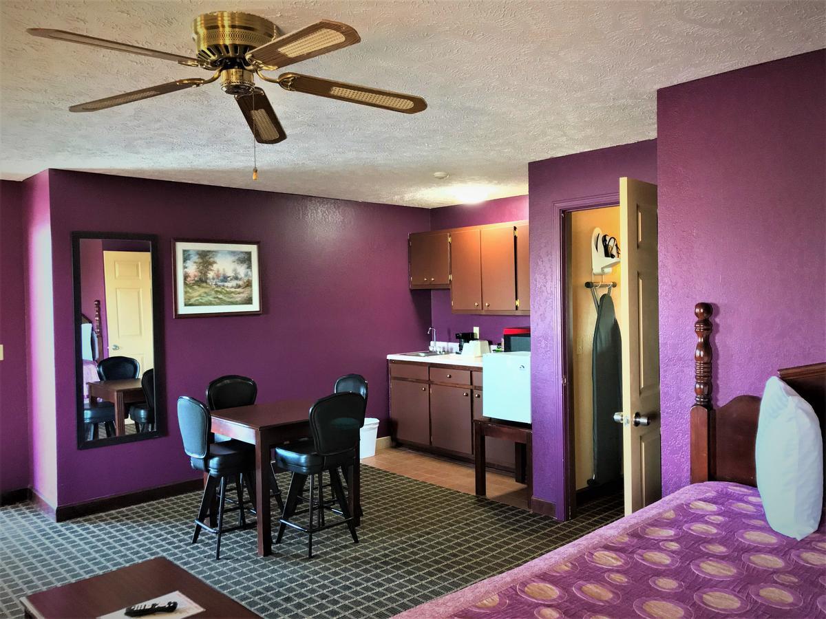 Star Plus Inn & Suites Selmer Eksteriør bilde