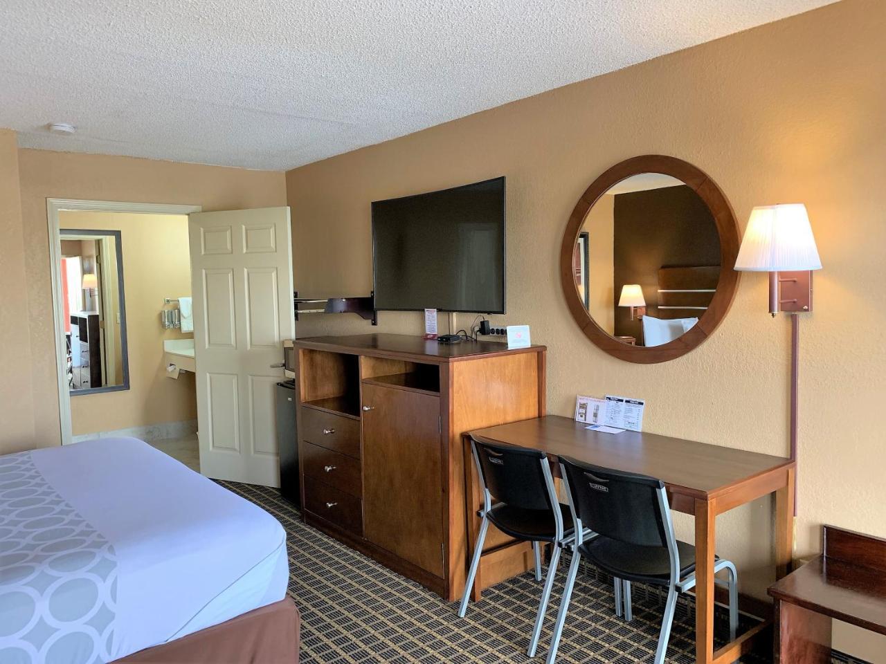 Star Plus Inn & Suites Selmer Eksteriør bilde