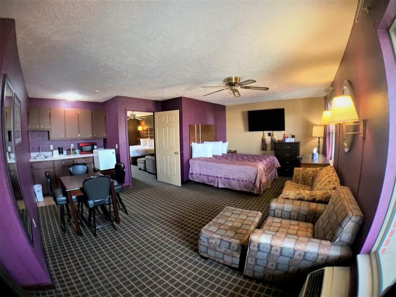 Star Plus Inn & Suites Selmer Eksteriør bilde