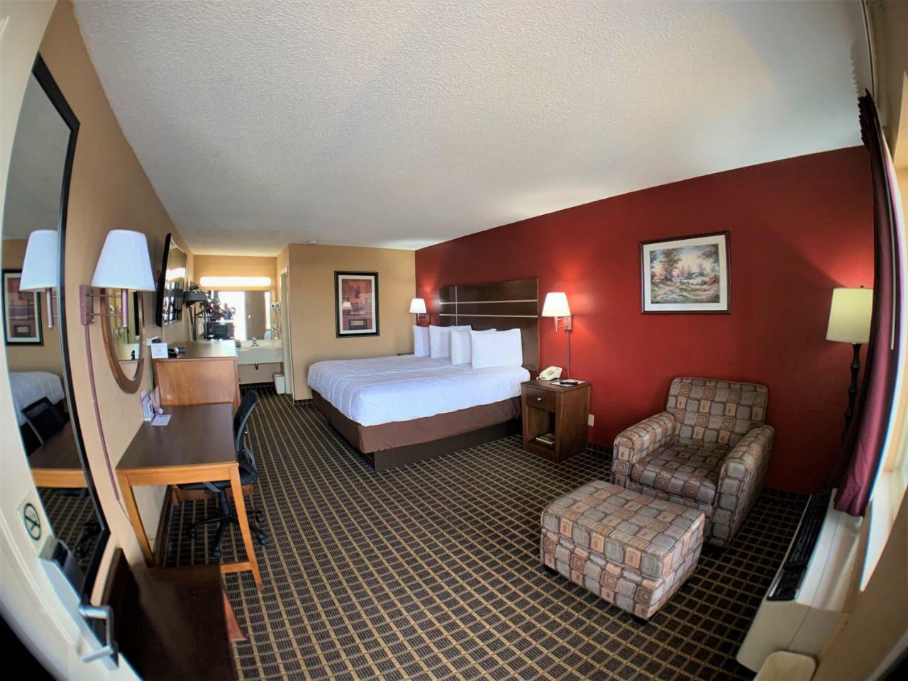 Star Plus Inn & Suites Selmer Eksteriør bilde
